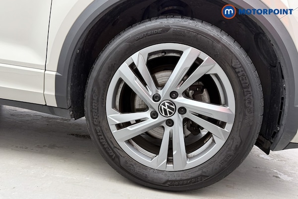 Used Volkswagen T-Roc 2023 for sale - 76008905: Photo 40