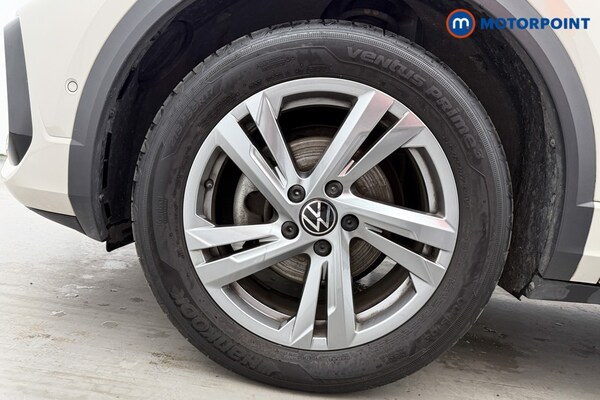 Used Volkswagen T-Roc 2023 for sale - 76008905: Photo 43