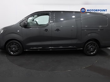 Used Vauxhall Vivaro 2025 for sale - 76015400: Photo 4