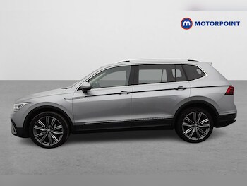 Used Volkswagen Tiguan Allspace 2023 for sale - 77653984: Photo