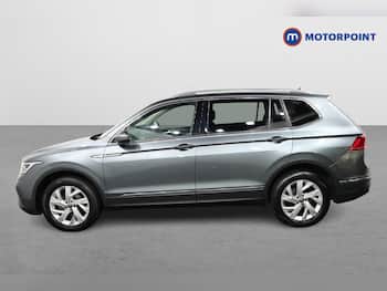 Used Volkswagen Tiguan Allspace 2023 for sale - 79594975: Photo