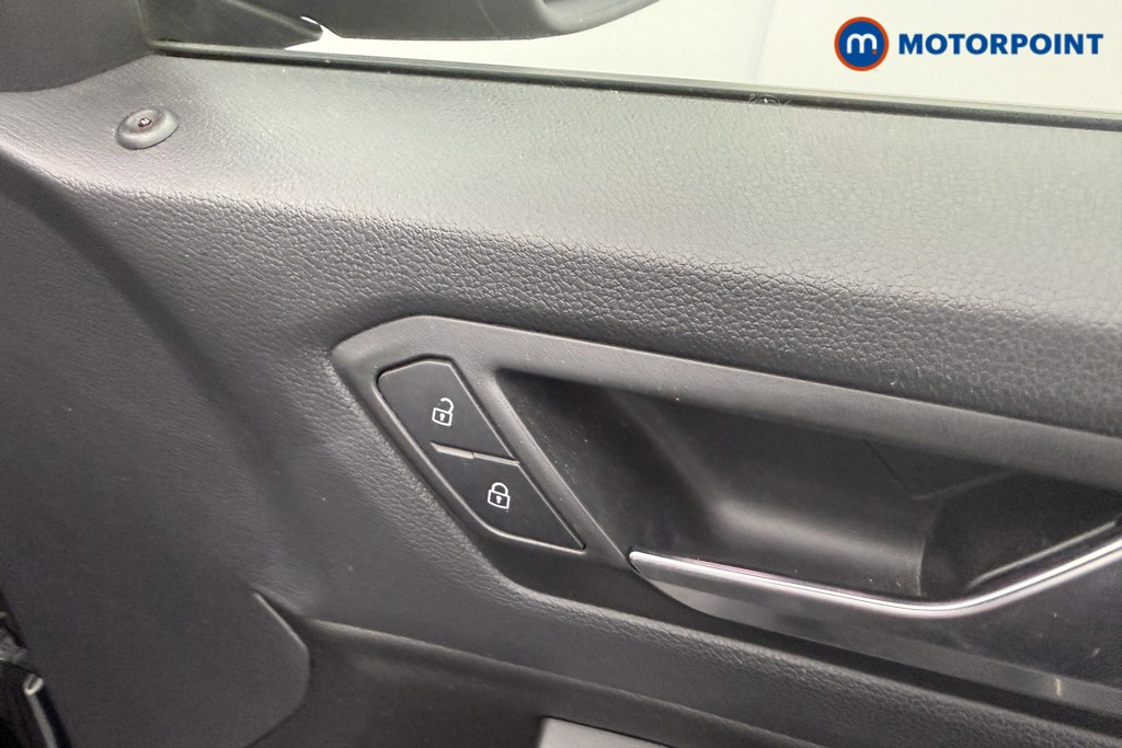 Used Volkswagen T-Roc 2022 for sale - 76946182: Photo 19