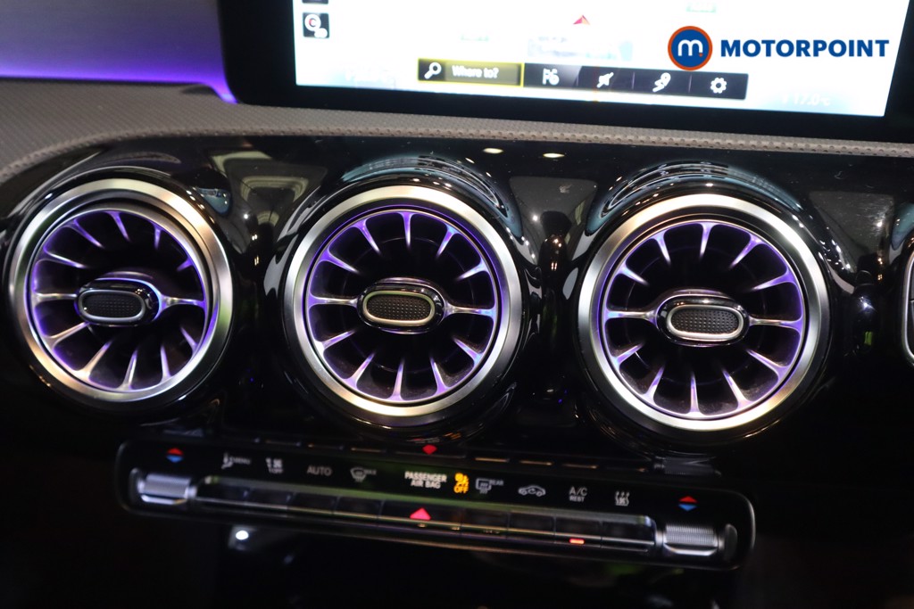 Used Mercedes-Benz CLA 2021 for sale - 76739052: Photo 10