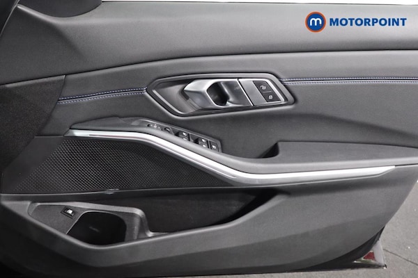 Used BMW 3 Series 2023 for sale - 76263603: Photo 16
