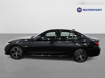 Used BMW 3 Series 2023 for sale - 76263603: Photo