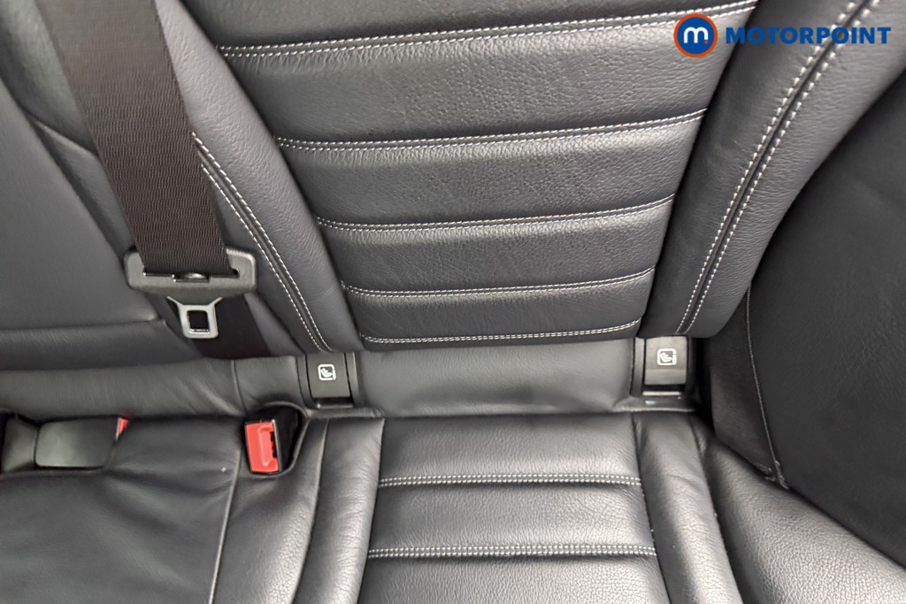 Used Mercedes-Benz C Class 2020 for sale - 76949365: Photo 18