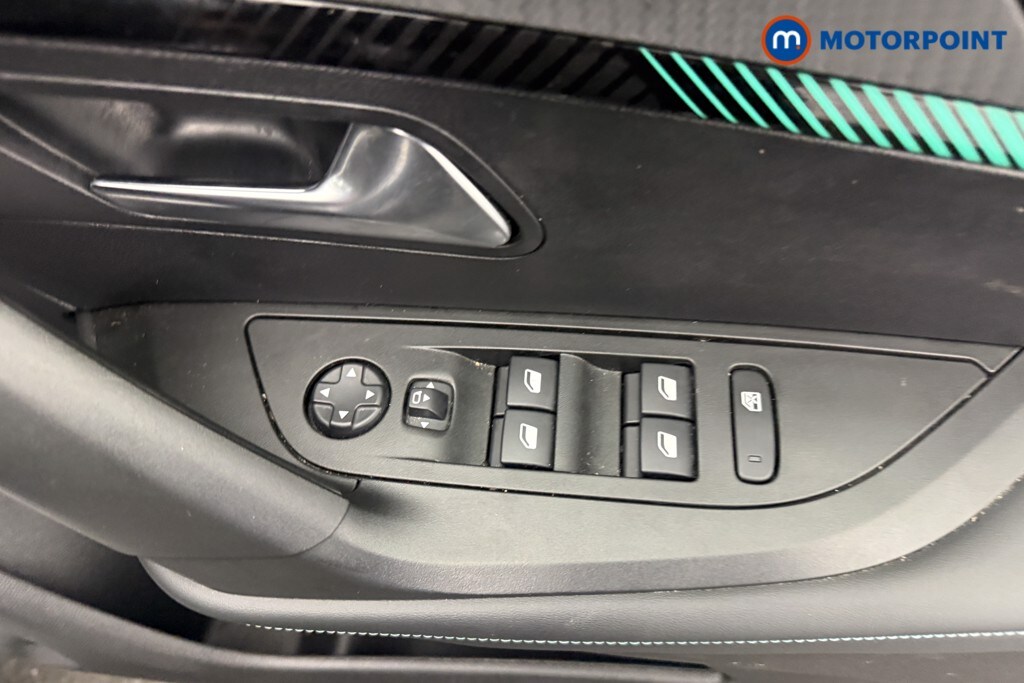 Used Peugeot 2008 2022 for sale - 77650735: Photo 17