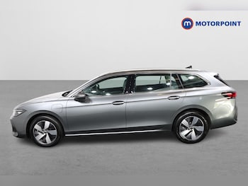 Used Volkswagen Passat 2025 for sale - 78582289: Photo