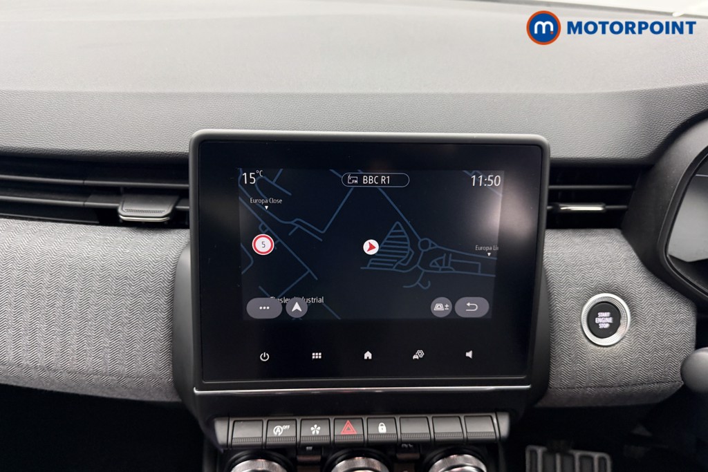 Used Renault Clio for sale - 76969277: Photo 10