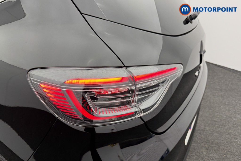 Used Renault Clio for sale - 76969277: Photo 32