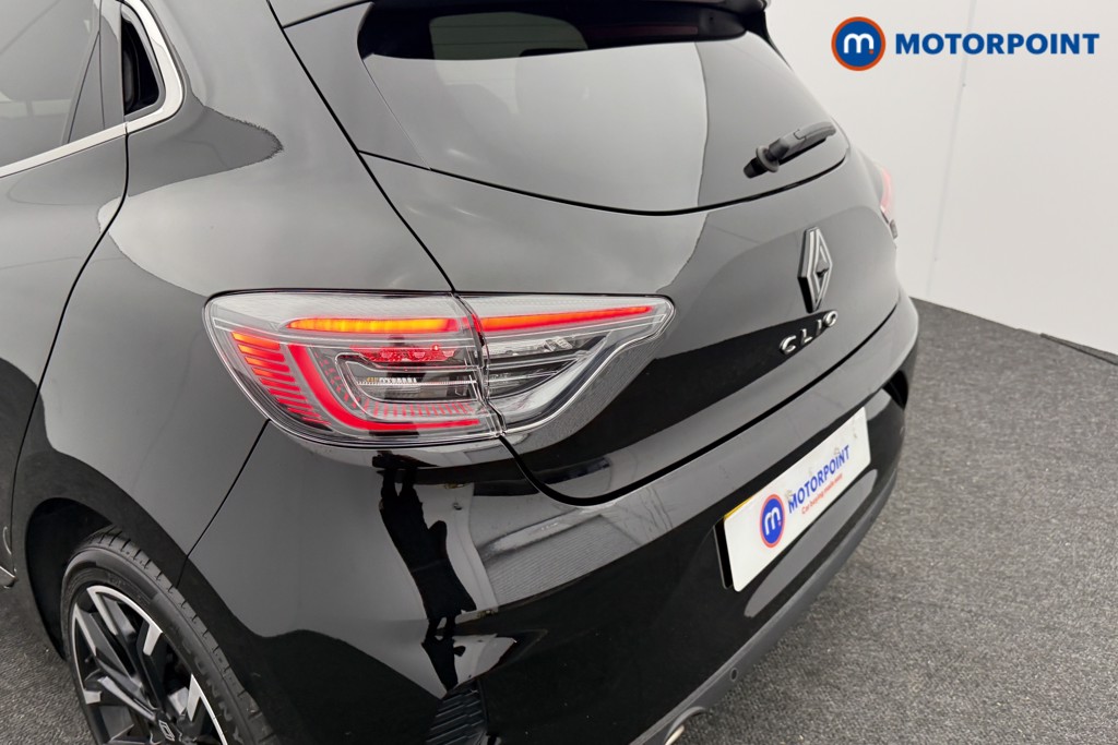 Used Renault Clio for sale - 76969277: Photo 33