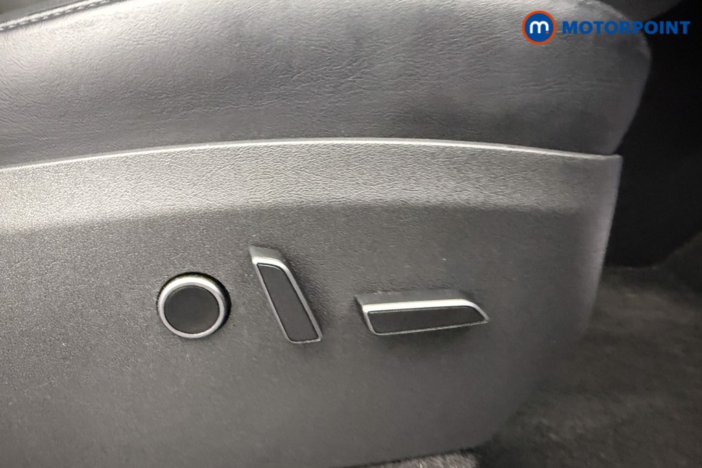 Used Tesla Model Y 2024 for sale - 77775644: Photo 14