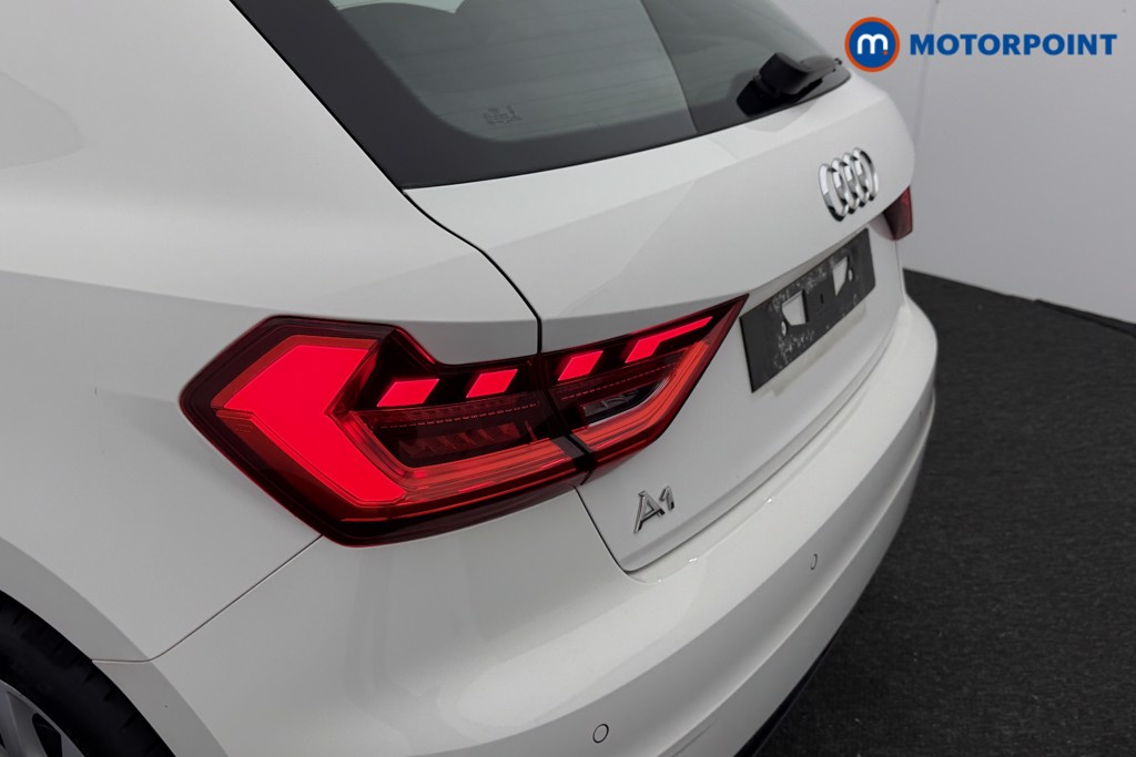 Used Audi A1 for sale - 76969269: Photo 31