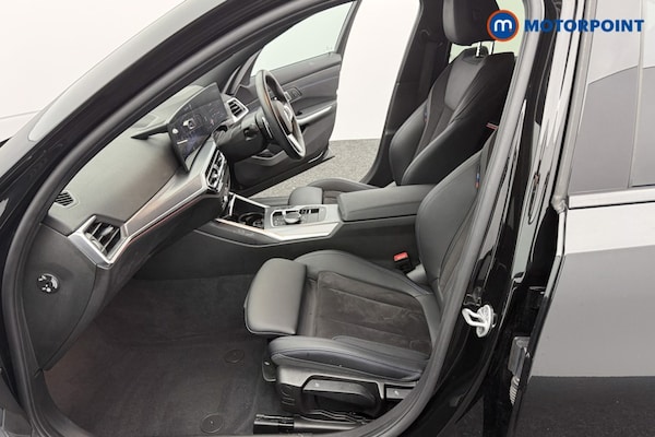 Used BMW 3 Series 2024 for sale - 76262231: Photo 29