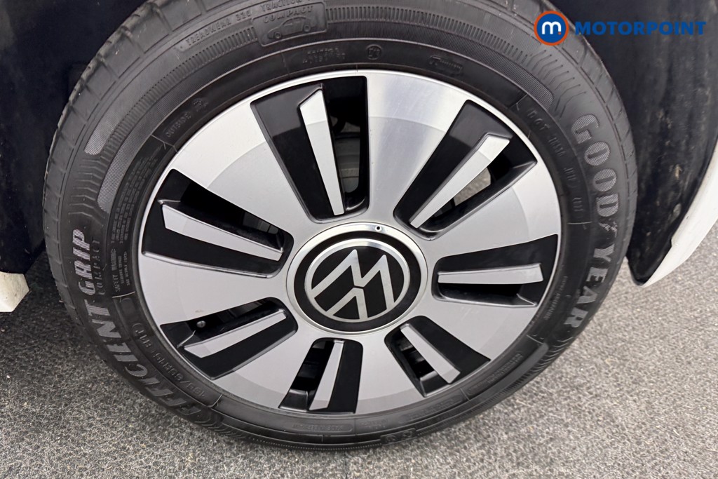 Used Volkswagen up! 2022 for sale - 78067681: Photo 32