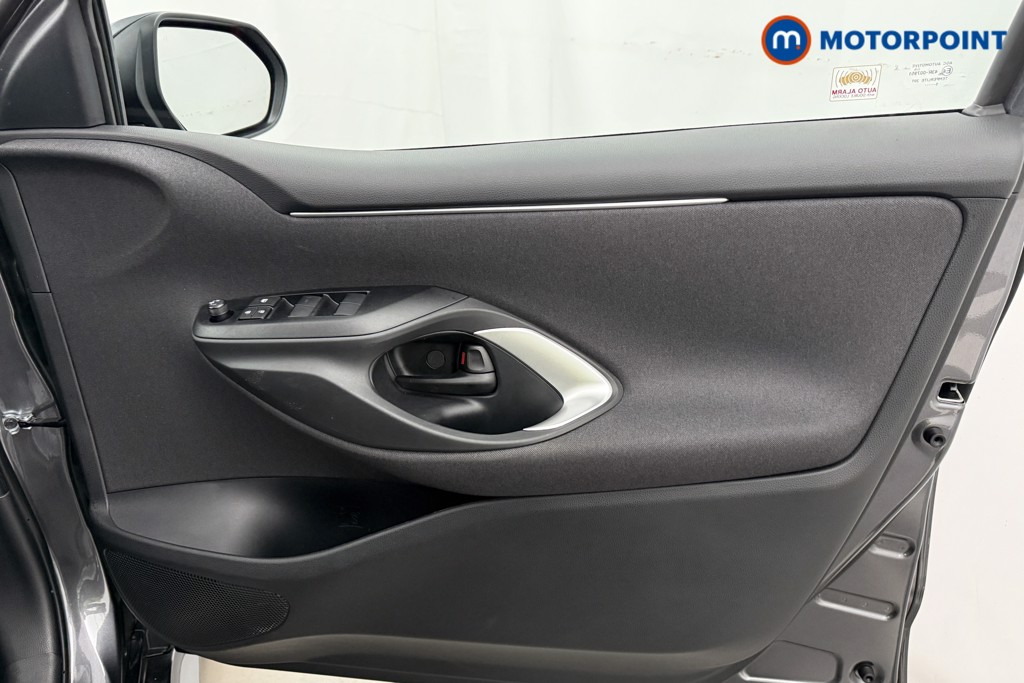 Used Toyota Yaris 2025 for sale - 78199520: Photo 25