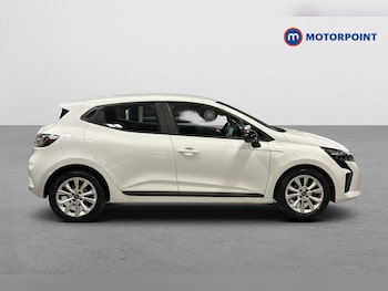 Used Renault Clio 2024 for sale - 79460288: Photo