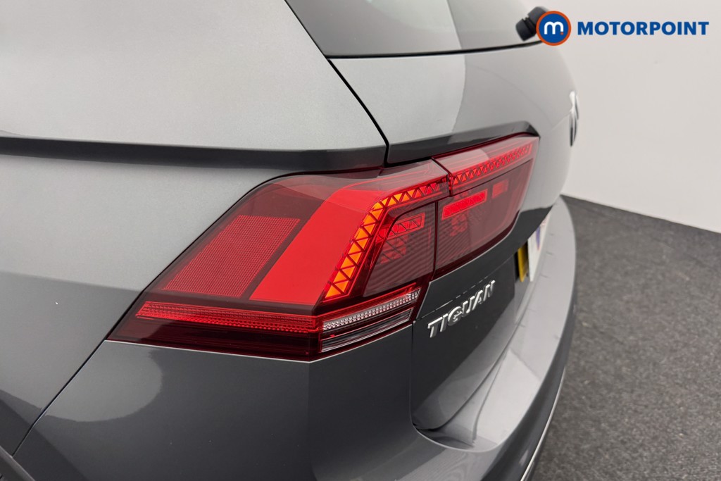 Used Volkswagen Tiguan 2018 for sale - 76969293: Photo 35