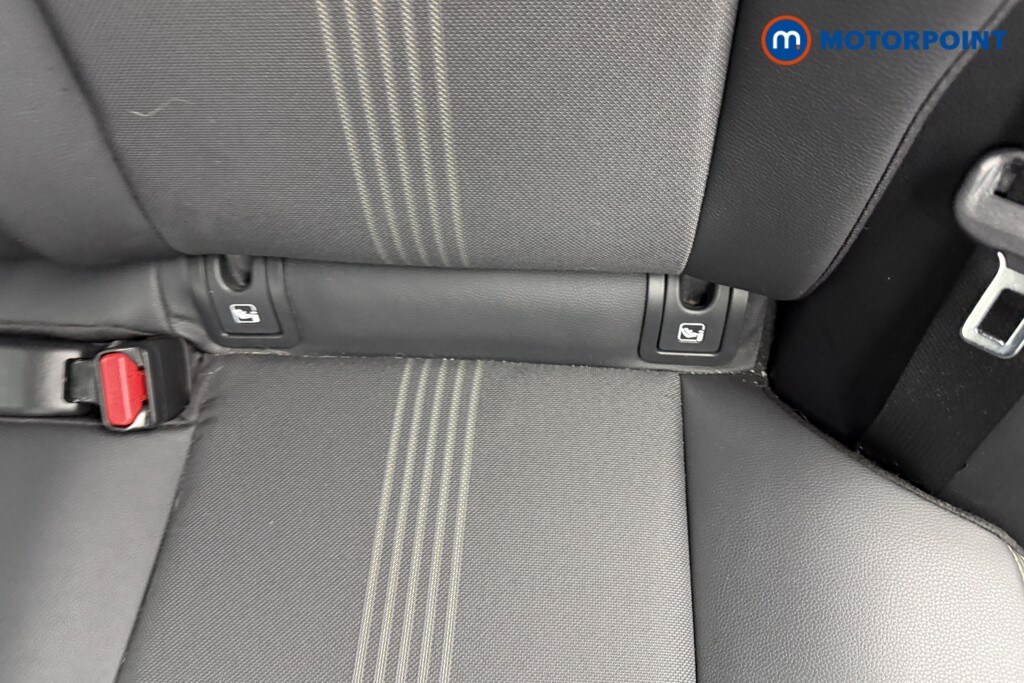 Used Toyota Yaris Cross 2022 for sale - 76063056: Photo 32