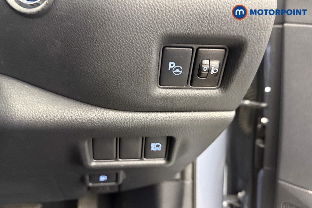 Used Toyota C-HR 2022 for sale - 76147001: Photo 23