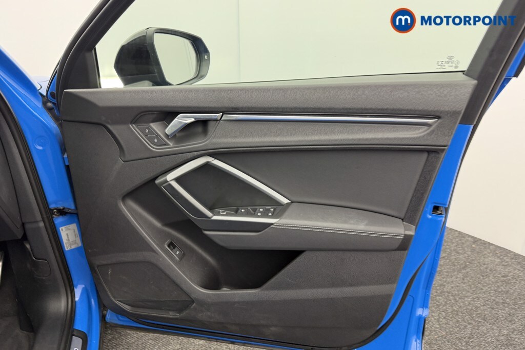 Used Audi Q3 2021 for sale - 76612123: Photo 15