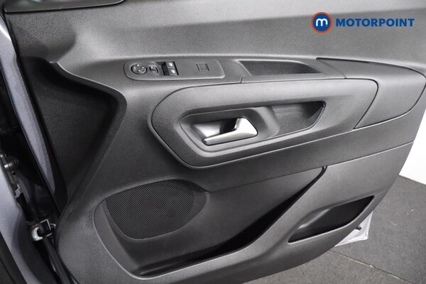 Used Citroen Berlingo 2025 for sale - 76104926: Photo 15