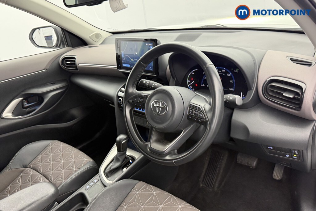 Used Toyota Yaris Cross 2023 for sale - 77639701: Photo 12