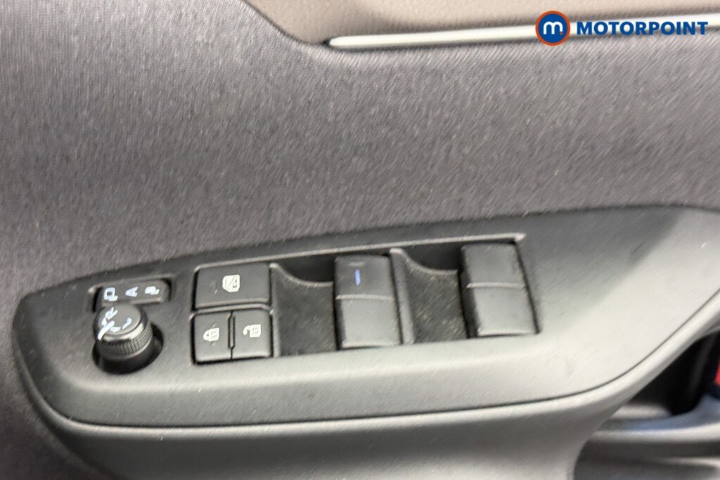 Used Toyota Yaris Cross 2023 for sale - 77639701: Photo 23