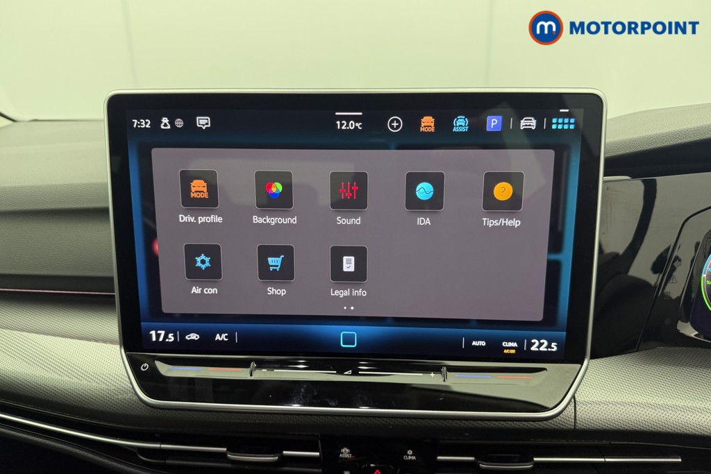 Used Volkswagen Golf 2024 for sale - 77984504: Photo 11