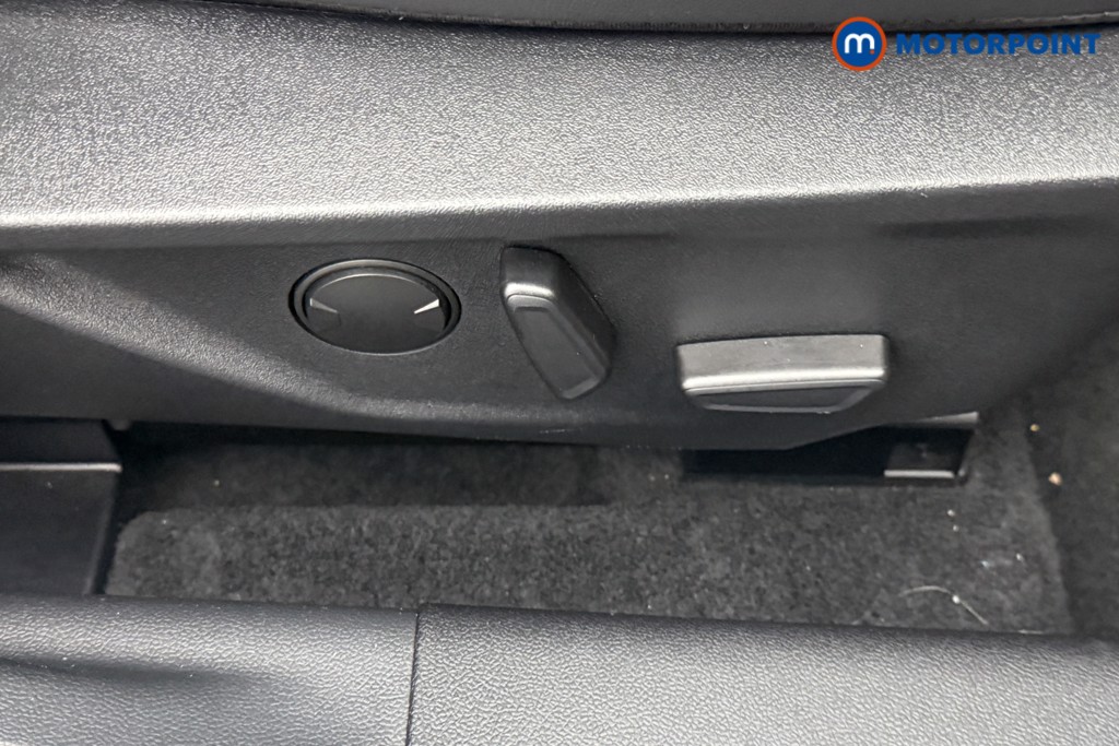 Used Ford Focus 2023 for sale - 77830987: Photo 25