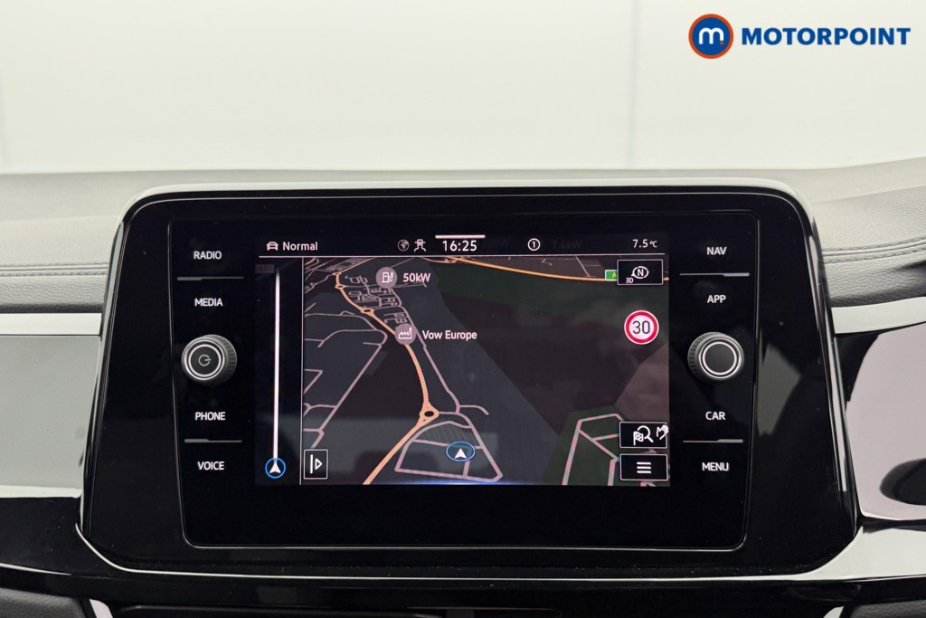 Used Volkswagen T-Roc for sale - 77245834: Photo 17