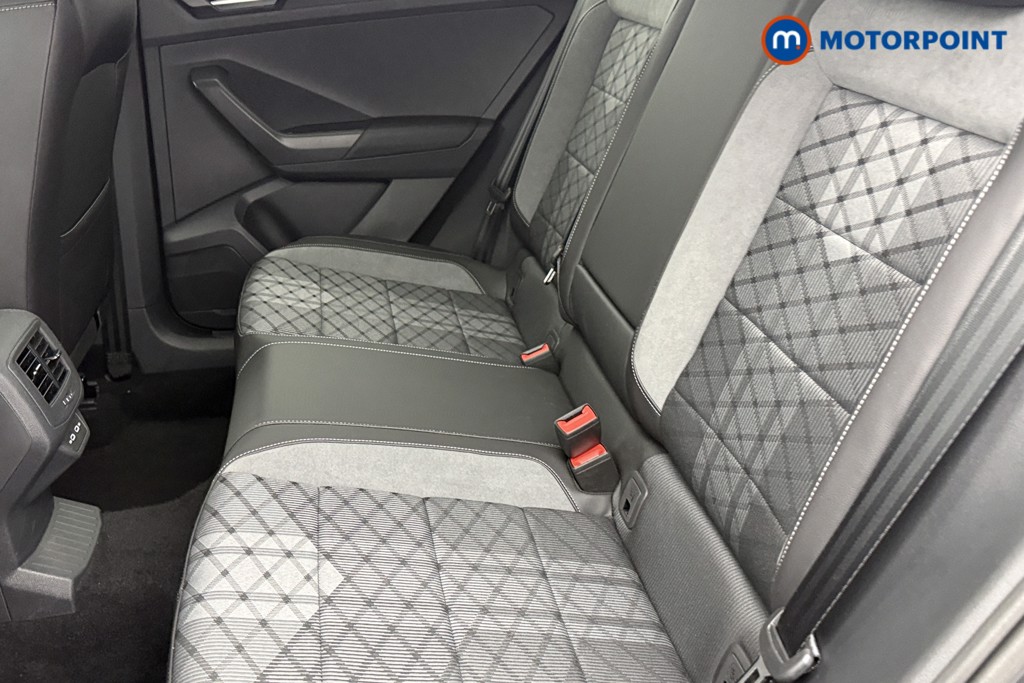 Used Volkswagen T-Roc 2025 for sale - 77297836: Photo 32