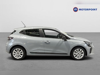 Used Renault Clio 2024 for sale - 79449040: Photo