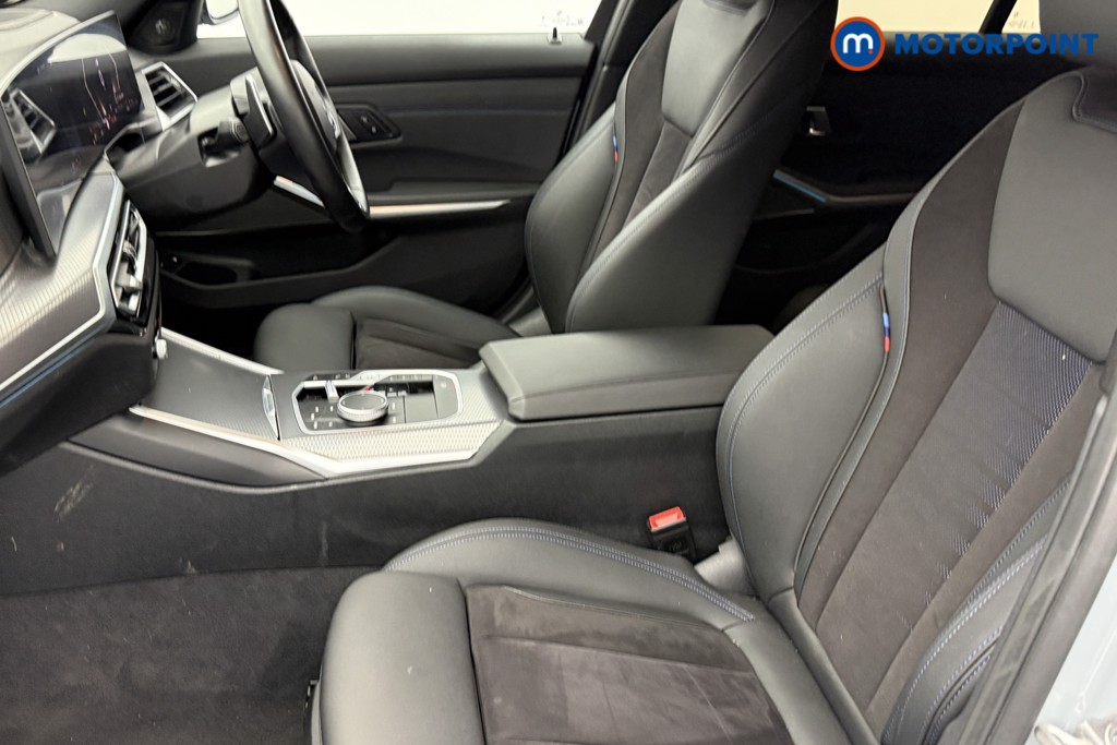 Used BMW 3 Series 2024 for sale - 76933777: Photo 32