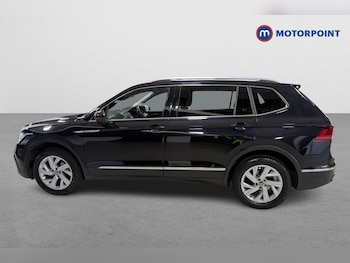 Used Volkswagen Tiguan Allspace 2023 for sale - 78521036: Photo
