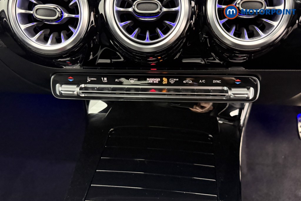 Used Mercedes-Benz CLA 2023 for sale - 76352838: Photo 16