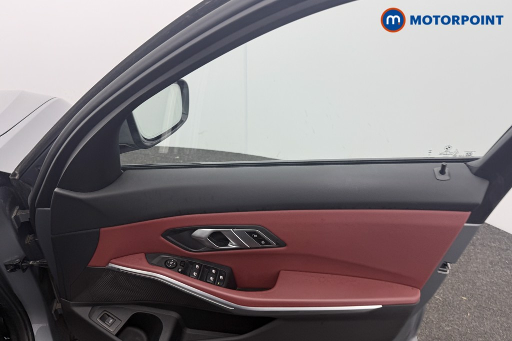 Used BMW 3 Series 2023 for sale - 77730277: Photo 18