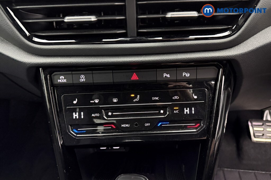 Used Volkswagen T-Roc for sale - 77404198: Photo 20