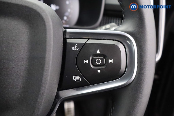 Used Volvo XC40 2021 for sale - 76067801: Photo 21