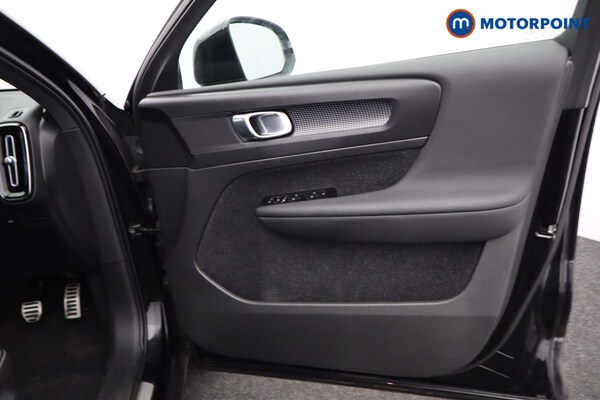 Used Volvo XC40 2021 for sale - 76067801: Photo 23
