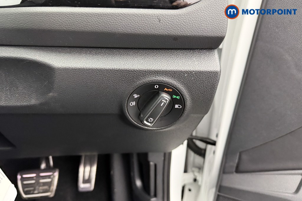 Used Volkswagen T-Roc for sale - 77245849: Photo 24