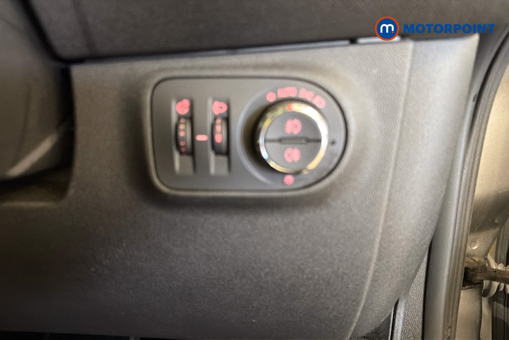 Used Vauxhall Corsa 2018 for sale - 78173206: Photo 21