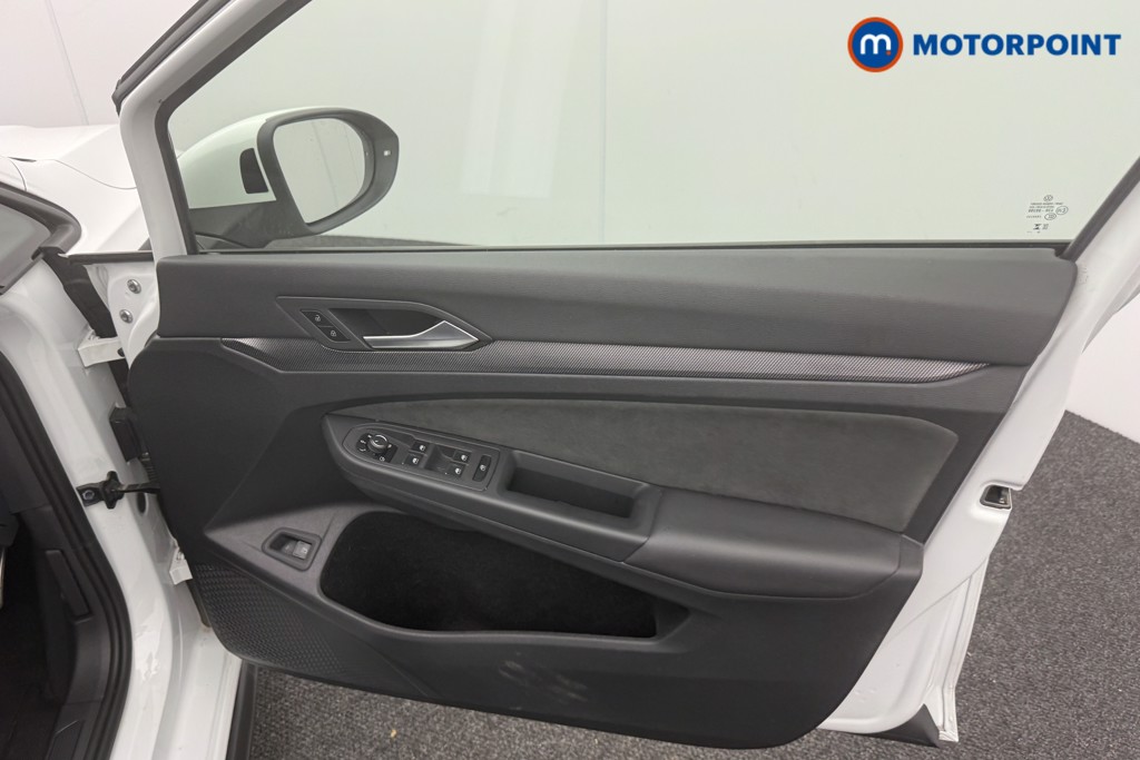 Used Volkswagen Golf 2024 for sale - 76641281: Photo 17