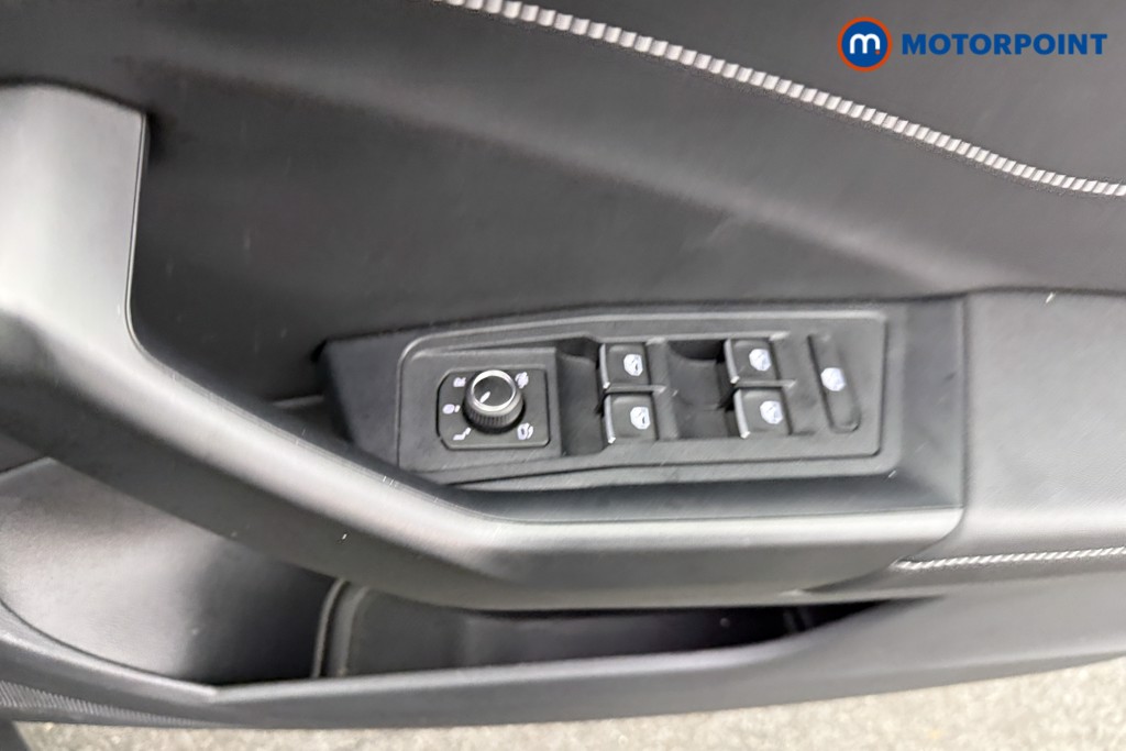 Used Volkswagen T-Roc 2025 for sale - 77117700: Photo 25