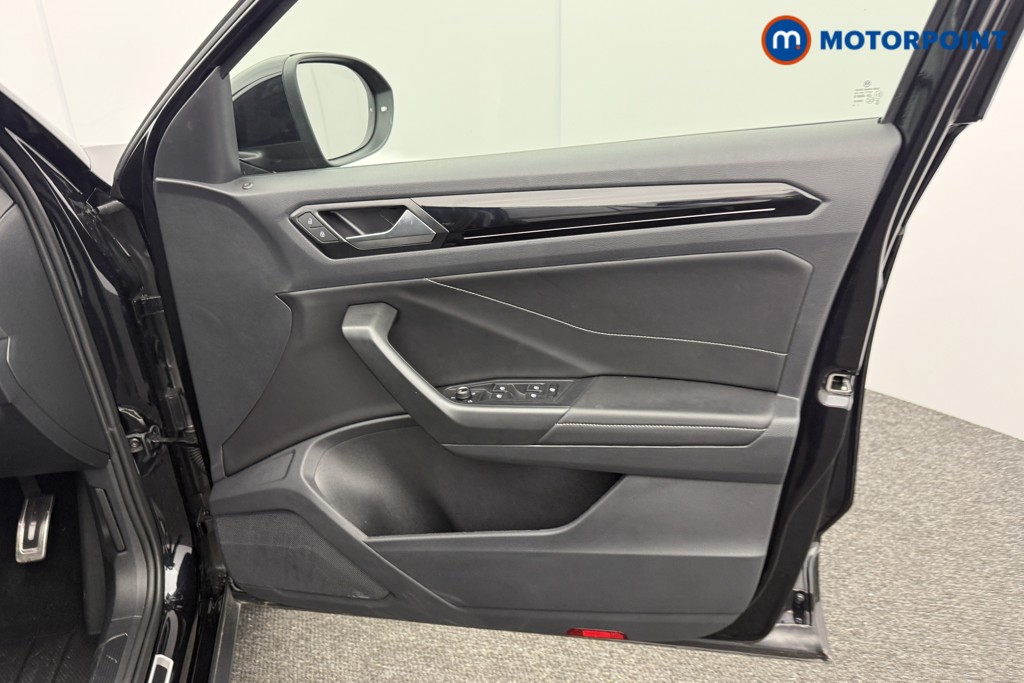 Used Volkswagen T-Roc 2025 for sale - 77117700: Photo 26