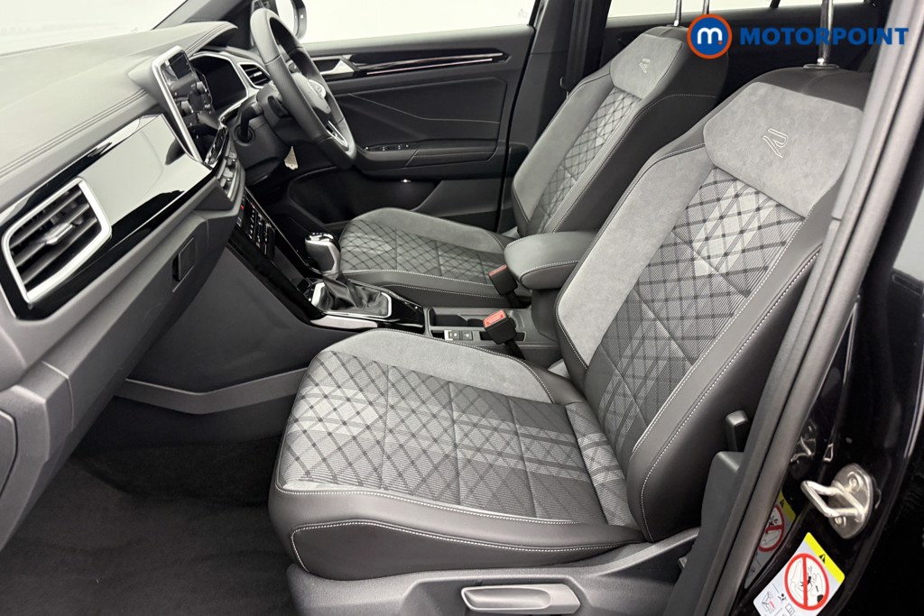 Used Volkswagen T-Roc 2025 for sale - 77117700: Photo 31