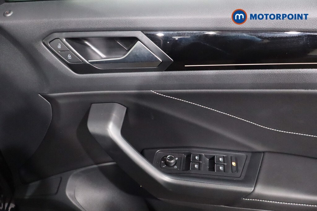 Used Volkswagen T-Roc 2025 for sale - 77718813: Photo 30