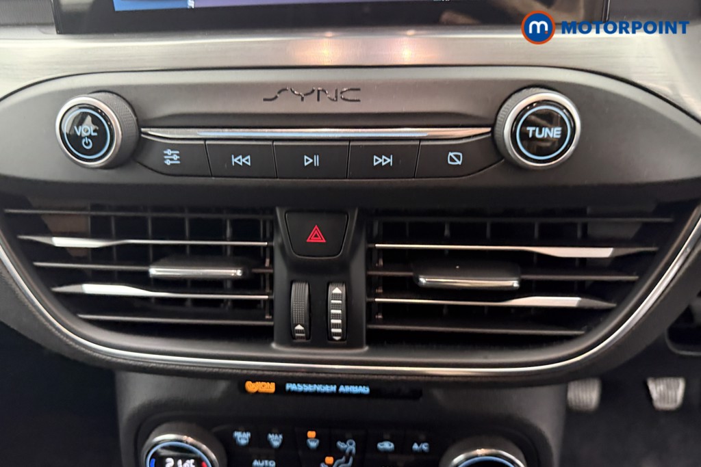 Used Ford Focus 2019 for sale - 76933915: Photo 11