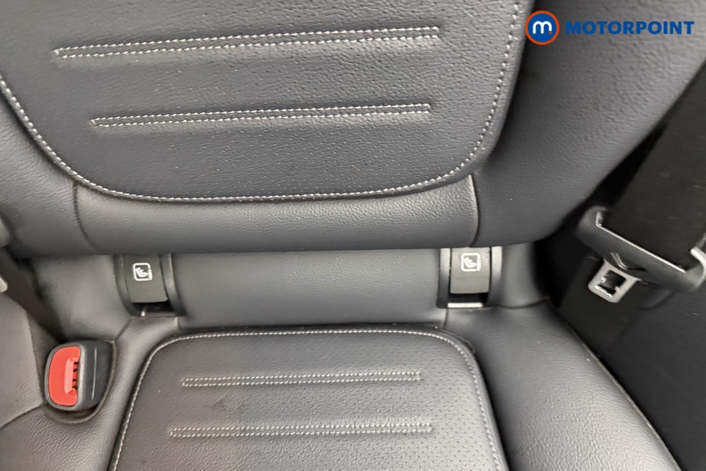 Used Mercedes-Benz GLC 2023 for sale - 76568936: Photo 20