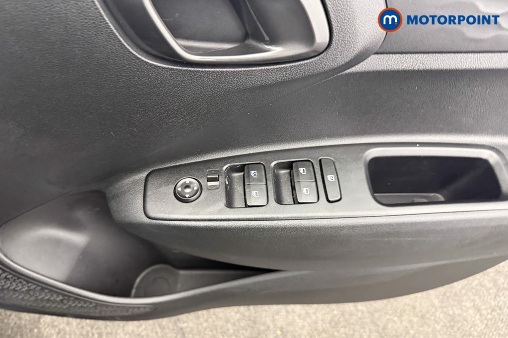 Used Hyundai i10 for sale - 77364625: Photo 23